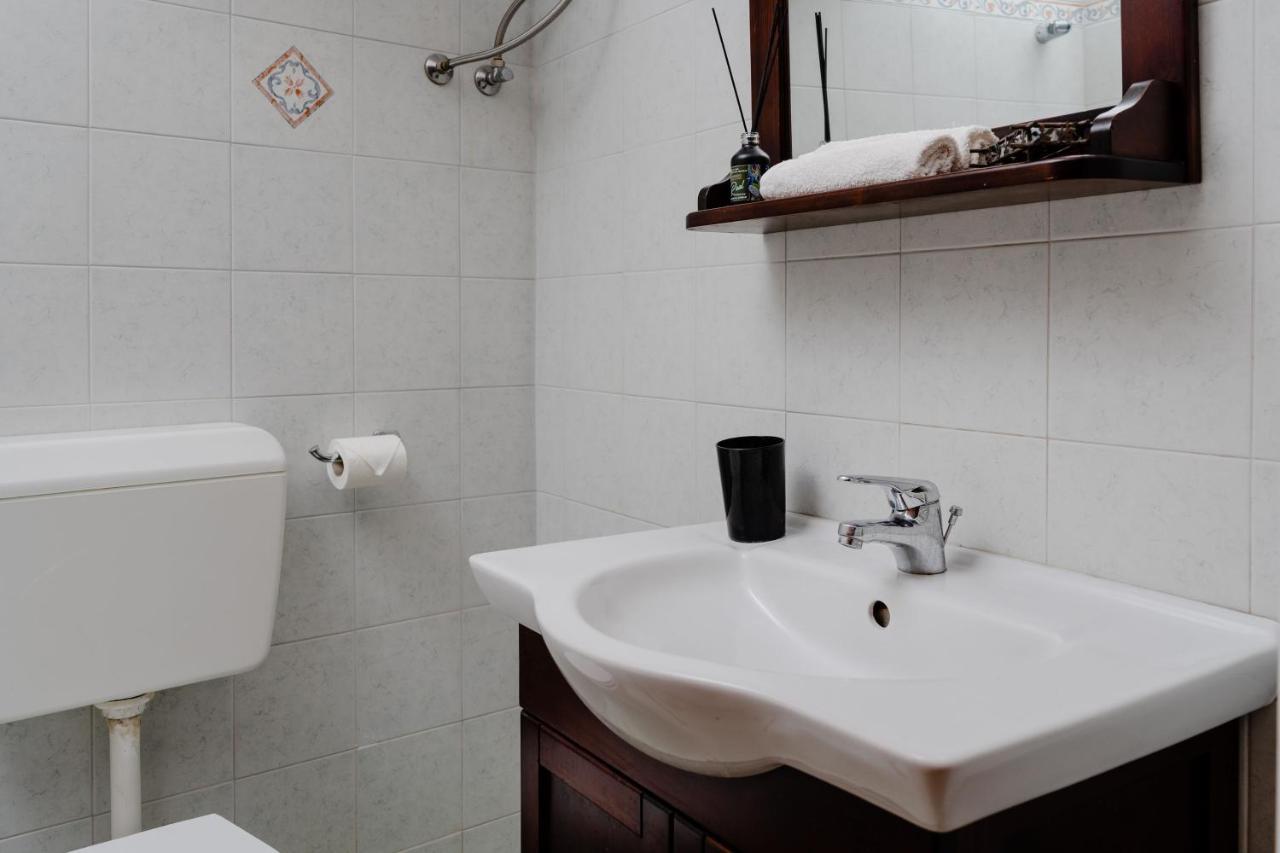 Small Apartment In Grotta Naxos Naxos City Ngoại thất bức ảnh